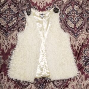Daytrip Fur Embellished Vest 